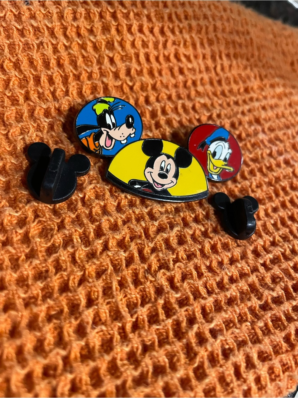 Disney Mickey Mouse, Donald & Goofy Ear Hat Trading Pin